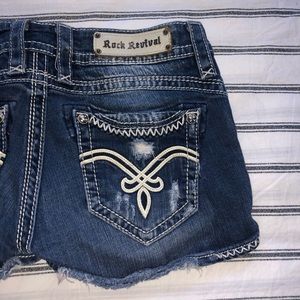 ROCK REVIVAL - shorts